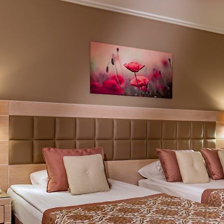 Miracle Resort Hotel Анталья Экстерьер фото