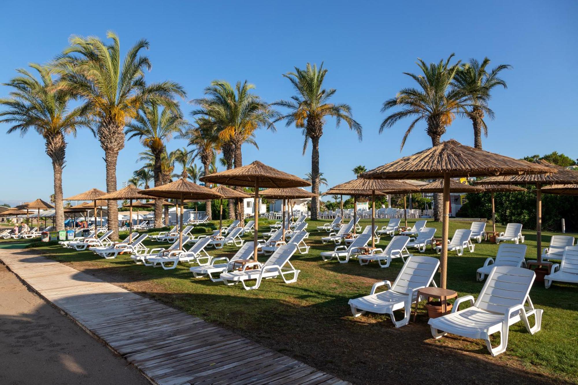 Miracle Resort Hotel Анталья Экстерьер фото